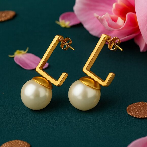 🆕️ Modern Classic Elegance: 18K Gold Plated Stainless Steel Pearl Drop Earrings - Picture 6 of 10